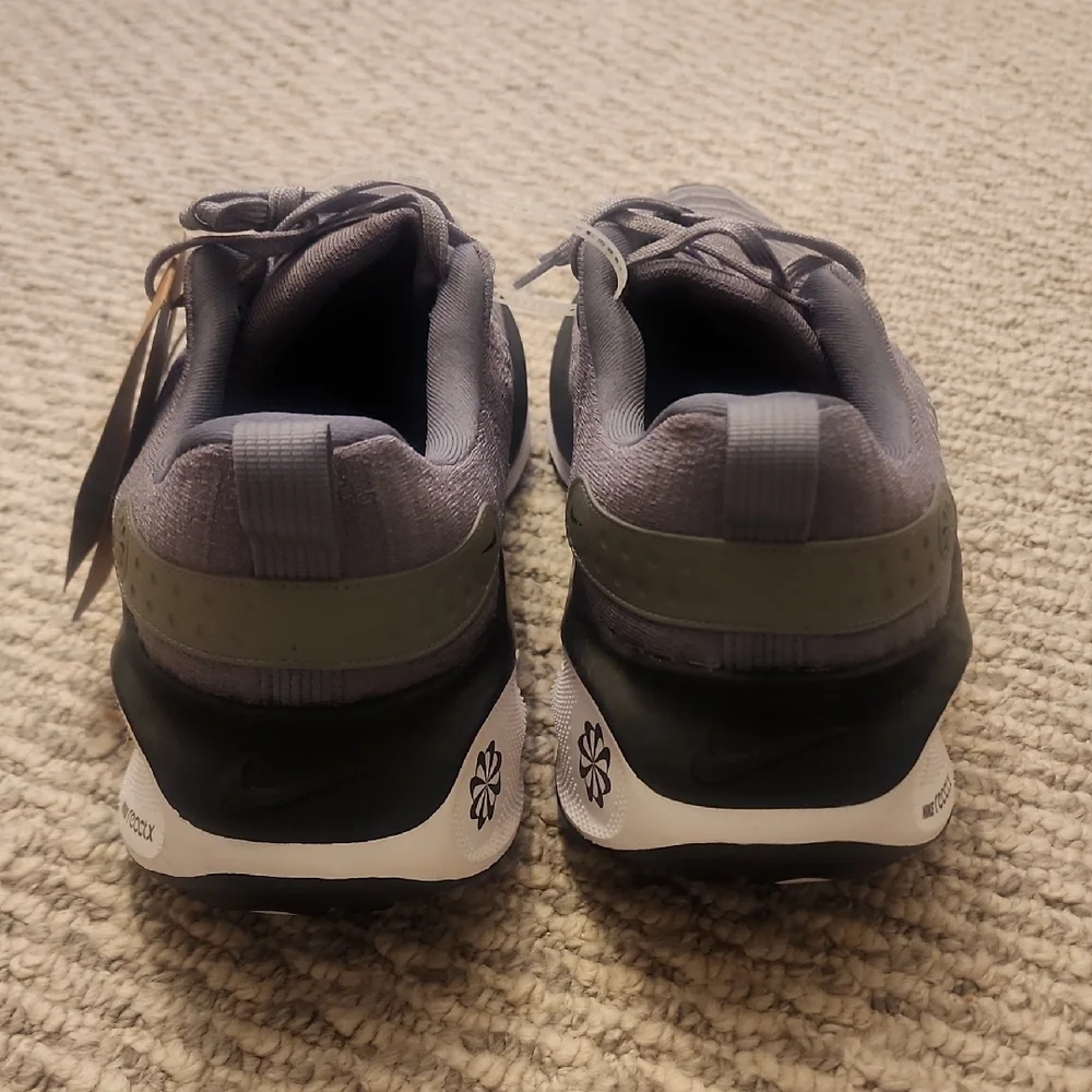 Nike ReactX Infinity Run 4 Road Running Size 16